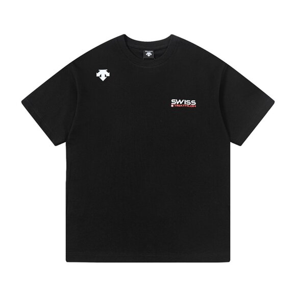 Descente Black Short-Sleeved T-Shirt With Simple Letter Logo Print
